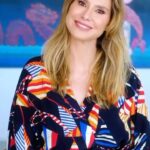 Lavínia Vlasak Instagram – Que tal começarmos a semana com otimismo?! Faz bem pra você e para quem está a sua volta! 

#Boasemana ❤️