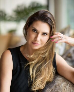 Lavínia Vlasak Instagram - Seja atencioso. Seja grato. Seja positivo. Seja verdadeiro. Seja gentil. Boa quarta feira! 🥰

📸 @leaodenise_