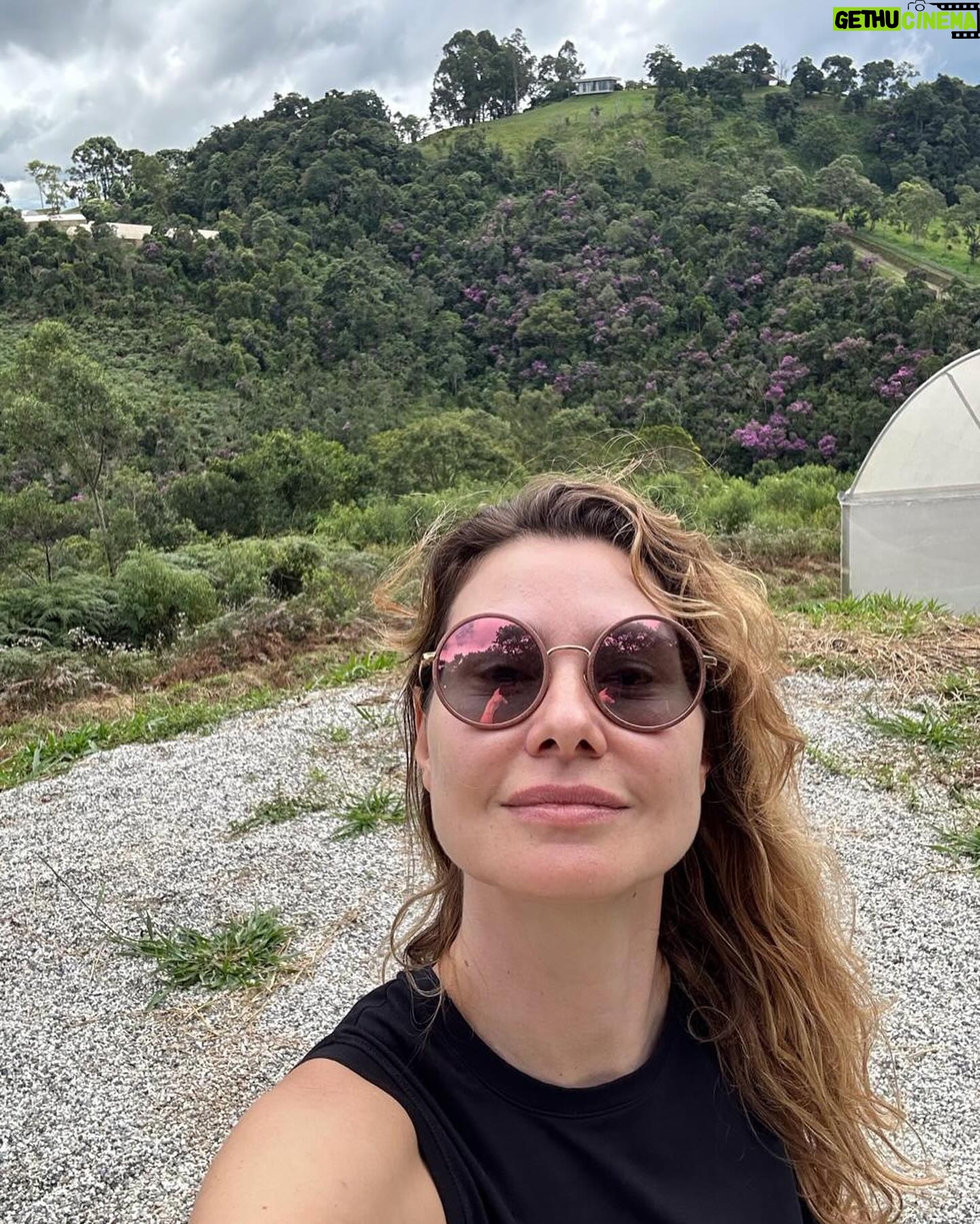 Lavínia Vlasak Instagram - #Tbt de um finde maravilhoso na fazenda de amigos! Comida boa, paz e sem celular! 🤪