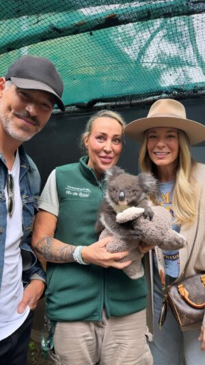 LeAnn Rimes Instagram - i couldn’t come all the way to sydney without a visit to @tarongazoo 🐨

we spent time hanging out with the giraffes, went behind the scenes at the taronga institute of science and learning and had the most precious time meeting gracie the koala joey at taronga’s wildlife hospital, with nurse annii.

i was blown away by the incredible work and research that goes on behind the scenes to support wildlife, habitats and communities across the globe. taronga zoo is a not-for-profit organisation which means every dollar that guests spend helps to save wildlife. so if you are in sydney, please do visit, for not only an amazing day out, but to help them continue this vital work 🤍