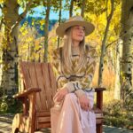 LeAnn Rimes Instagram - montana magic 🍂 outfit @thisisthegreat_