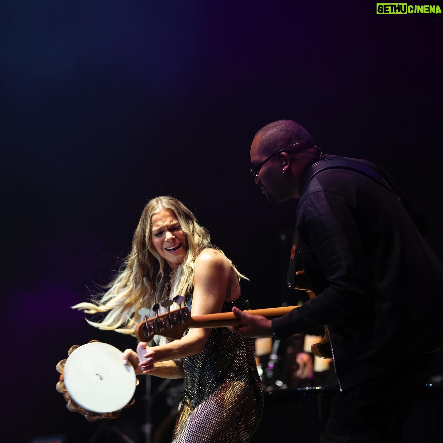 LeAnn Rimes Instagram - i couldn’t love these humans any more 🤍 thank you @aaronparsonsphotography for capturing these memories at @theo2london!! @gmhmusic @takuhirano @trevorlawrencejr @antonnesbitt @joshuahwhite @the_realslimshamus @sofieannemusic @margorette @rokeating @davidgray