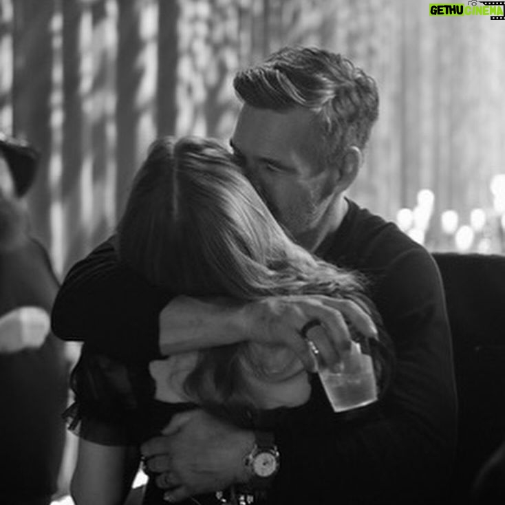 LeAnn Rimes - 18.8K Likes - happy valentine’s day to my love @eddiecibrian and to everyone and everything with a beating heart. 💓
there’s no one ☝🏼 who lifts me up more than this man. grateful for our love 🤍
#happyvalentinesday #valentines #valentinesday2024 #love