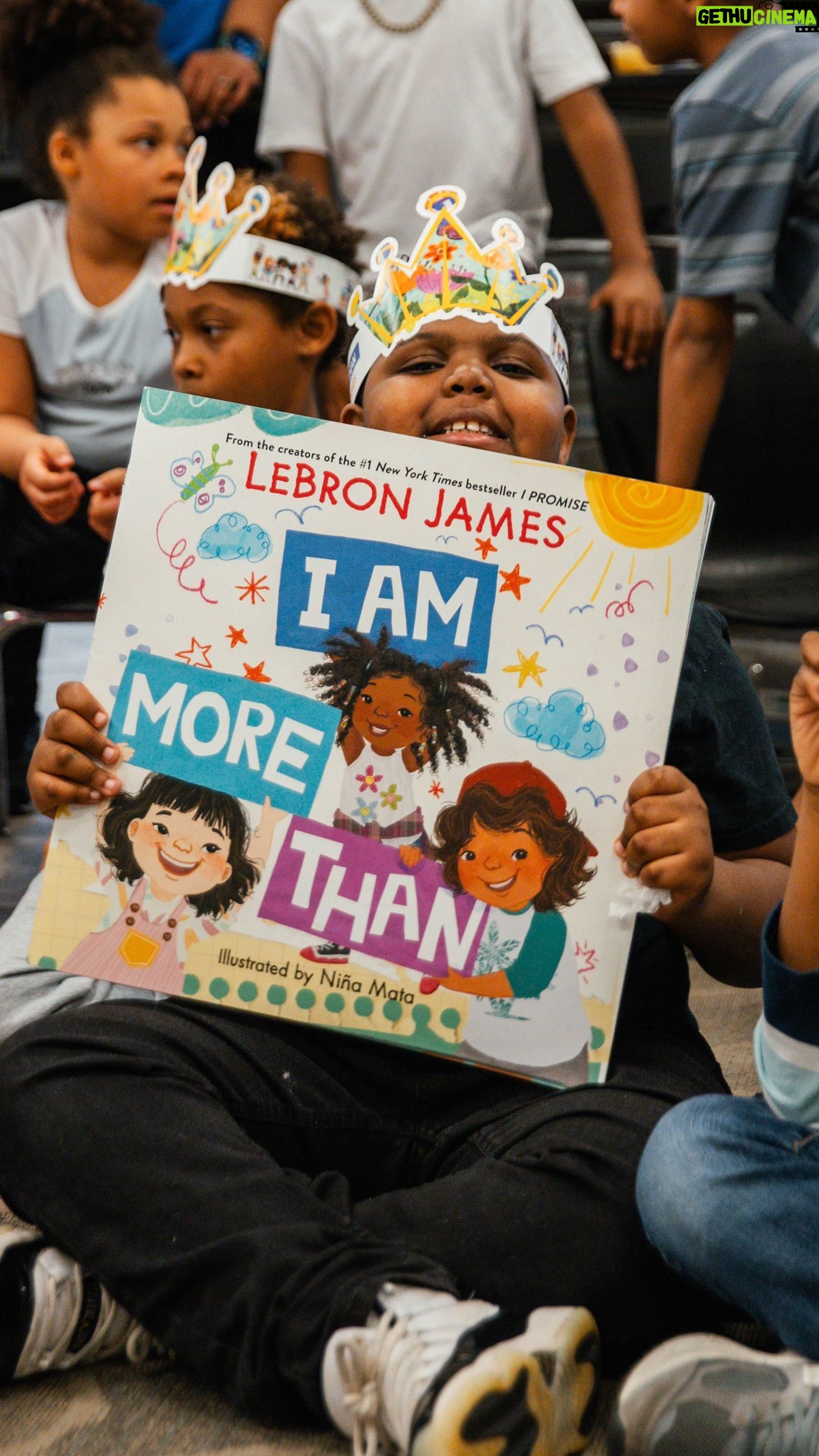 LeBron James Instagram - LeBronโs new book, #IAmMoreThan, is inspiring his I Promise students & students all over! ๐๐พ๐ค๐