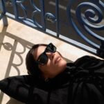 Leïla Bekhti Instagram – Moi quand j’ai réussi à coucher mes enfants à l’heure sans m’énerver 😎
.
Bonne fête à toutes les mamans , et aux tatas qui sont les meilleures partenaires au monde. 
.
D’ailleurs faut qu’on trouve une date pour la fête des tatas!