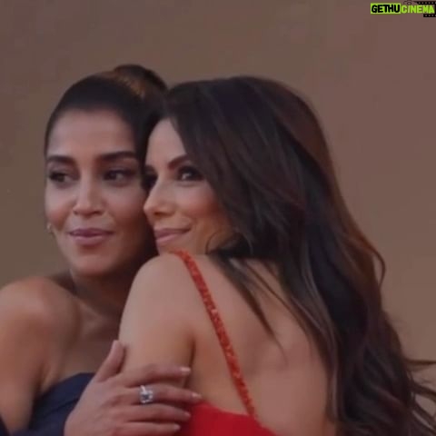Leïla Bekhti - 83.4K Likes - E V A ❤️