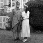 Leïla Bekhti Instagram – C’EST MON HOMME de Guillaume Bureau le 22 mars au cinéma …
.
Julien Delaunay a disparu sur un champ de bataille de la Grande guerre. Sa femme, Julie, ne croit pas qu’il soit mort. Et quand la presse publie le portrait d’un homme amnésique, elle est certaine de reconnaître Julien. Ils se retrouvent et réapprennent à s’aimer. Mais une autre femme réclame cet homme comme étant son mari.
.
📸 @maxencededry