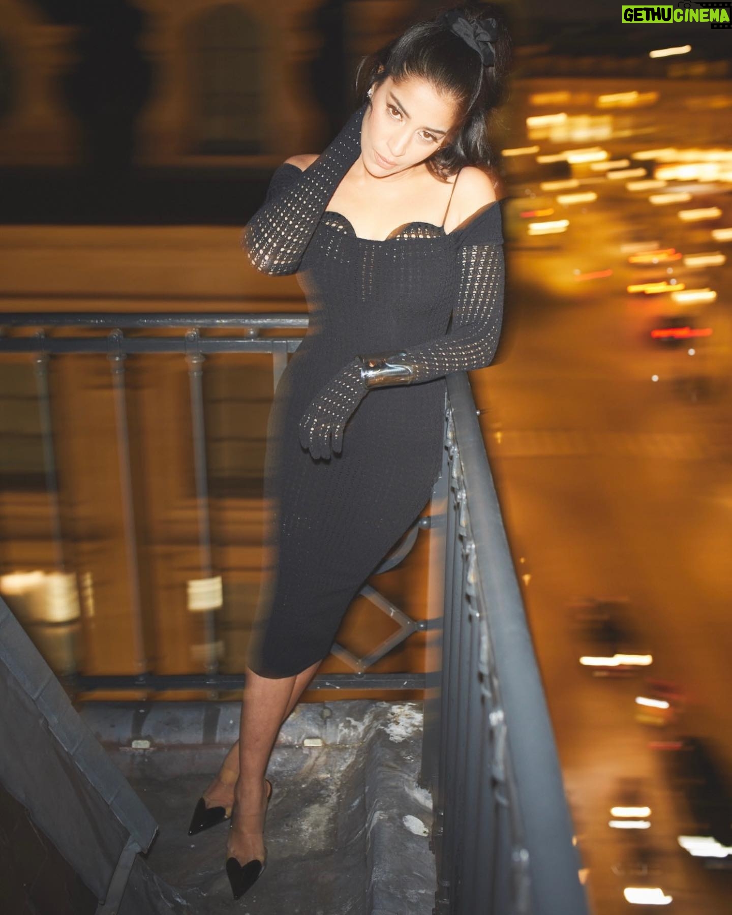 Leïla Bekhti Instagram - 🖤 @pieter_mulier @maisonalaia . 📷 @shaynelaverdiere