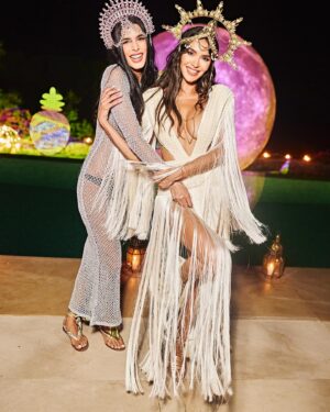 Leïla Ben Khalifa Instagram - #18July 

My heart is full of joy and gratitude remembering this magical night . Love you all for being part of it ❤️
