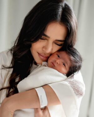 Leïla Ben Khalifa Instagram - On Feb 28/02/2024 my life became the most meaningful as I brought our baby girl Jasmine into this world.  My love for her began when I first found out I was pregnant but when I saw her I never knew a love can be so strong and powerful.  The miracle of life is so complex but yet so simple, full of love and emotions.  Now " being complete “ finally has a meaning. 

#JasmineSapir