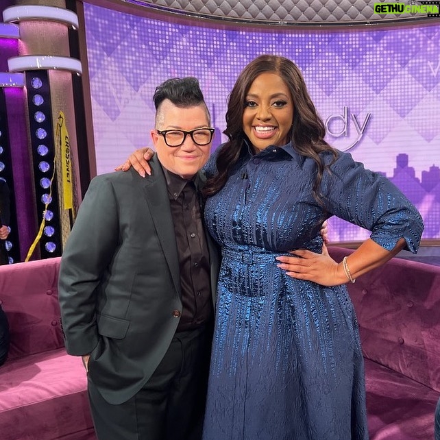 Lea DeLaria Instagram - You know I live for this queen @sherrieshepherd 👑 Thank you for having me!