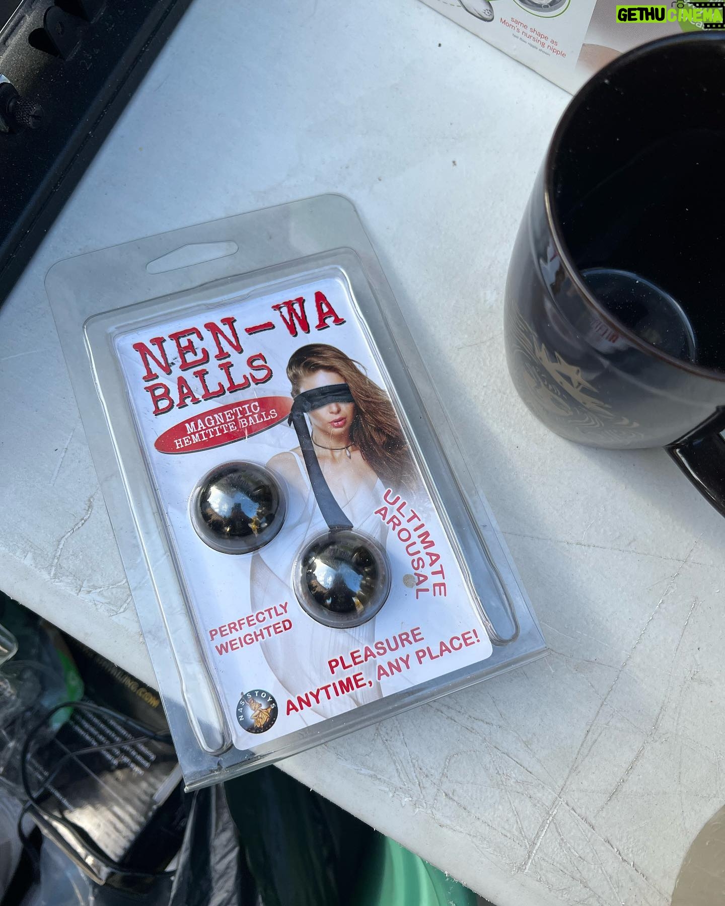Lea DeLaria Instagram - Just a little neighborhood junk sale. #brooklyn