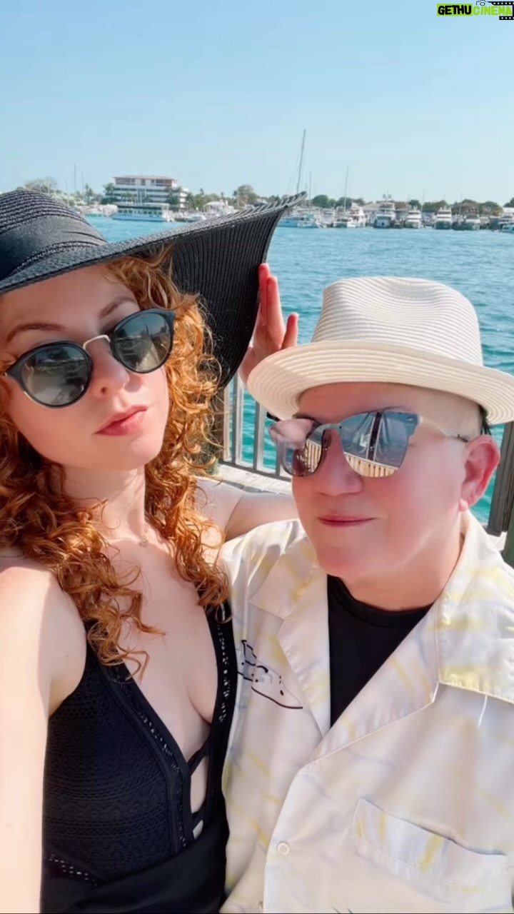 Lea DeLaria Instagram - Bermuda, Bahamas, come on pretty mama. #daleainthebahamas #kidzbopworldtour