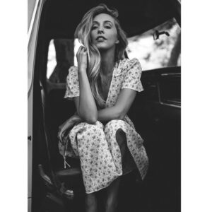 Leah Jenner Instagram - Thank you @christydawn for the beautiful dress and the story on your site 🌵
Photo by: @jamestheodore