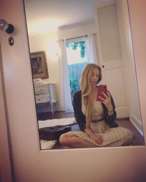 Leah Jenner Instagram - The tiny human is fast asleep...a quiet room, a quiet house, a quiet heart....it’s time to write! 👻✨🎼
