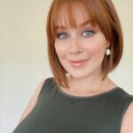 Leanna Decker Instagram - New hair happiness 🥰 Swipe for a #bumpdate Thank you @seminikole @marmaladesalonandboutique for bringing my #sassybobcut vision to life ✨ #pregnancy #pregnancyjourney #boymom #33weekspregnant #thirdtrimester #blanqigirls