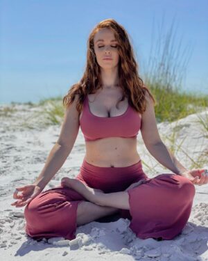 Leanna Decker Instagram - Finally starting to feel like a human again ✨ The first few months of this pregnancy, I was MISERABLE! Throwing up more than I ever have in my life, tailbone felt like it was coming out of my skin, and just all around uncomfortable. I wanted to move my body, continue my asana practice, but that wasn’t happening. I’ve found a deeper understanding of what it means to listen to your body. I’m thankful for my meditation practice, a place I create that’s full of acceptance and peace. I’m starting to ease back into my yoga practice now, taking prenatal yoga training to better understand and navigate the changes that are going on within my body. Very excited for this journey ahead and to share all the benefits of prenatal yoga in pregnancy very soon ✨💙 #prenatalyoga #pregnancyjourney #meditation #yogapractice #boymom