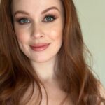 Leanna Decker Instagram - To smile or not to smile 🙃