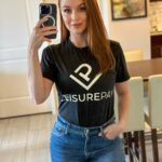 Leanna Decker Instagram - Hello Daytona! team #LPY and I are excited to see you at #champsdaytonabeach 💚Come say hi and see what @leisurepayhq is all about 💳 Located in the #Dripdropdistro booth #5019