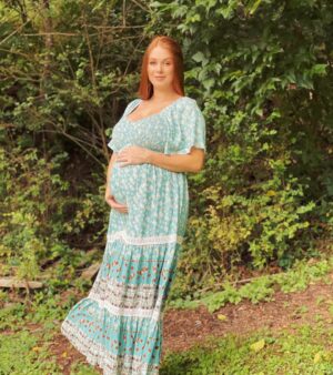 Leanna Decker Instagram - ✨✨✨
#dress @pinkblushmaternity Use code LEANNADECKER for 25% off