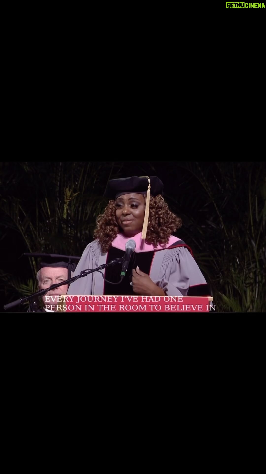 Ledisi - 4.1K Likes - TELL THEM and SHOW THEM! My speech completely from the heart ❤️. My nerves😂😭The tears. @terrilynecarrington 🙏🏾!! God’s plan is much bigger. 🙏🏾Whew! #ledisi #goodlife