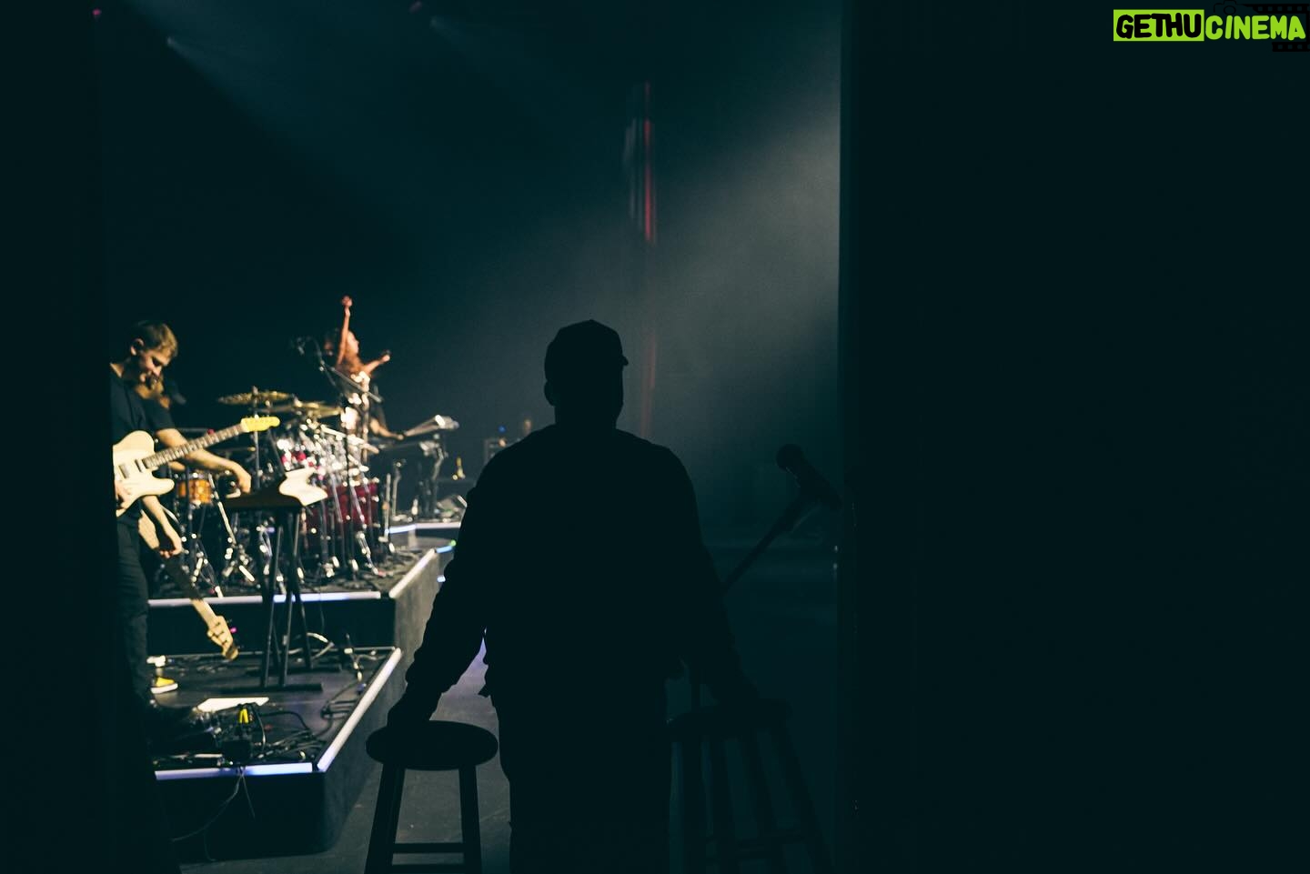 Ledisi Instagram - Still trying to process one of the greatest experiences on the road. My Family. You helped make it possible. Thank You. Thats all I got right now. ππΎ β¨ #goodlife #thegoodlifetour #ledisi π· @rontyoung