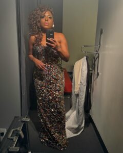 Ledisi Instagram - In somebody’s dressing room. I like this dress. I have a really bad cold but I don’t look how I feel. ✨