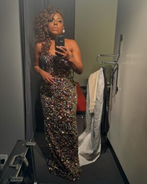 Ledisi Instagram - In somebody’s dressing room. I like this dress. I have a really bad cold but I don’t look how I feel. ✨