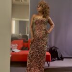 Ledisi Instagram - In somebody’s dressing room. I like this dress. I have a really bad cold but I don’t look how I feel. ✨