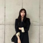 Lee Chae-yeon Instagram - 쪼오끔 흐린 날씨☁️ 점심은 드셨어요?