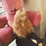 Lee Chae-yeon Instagram - 내 머리카락 뽂뽂뽂음밥
