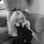 Lee Chae-yeon Instagram - 내 머리카락 뽂뽂뽂음밥