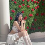 Lee Chae-yeon Instagram - 초대할게 네가 누구든지🌹