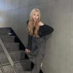 Lee Chae-yeon Instagram – 내일 보쟈🎤🩶
