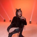 Lee Chae-yeon Instagram - 🐈‍⬛
