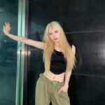 Lee Chae-yeon Instagram - 비를 이긴 메이크업