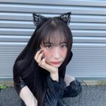 Lee Chae-yeon Instagram - 🐈‍⬛