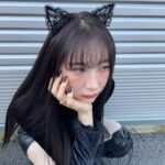 Lee Chae-yeon Instagram - 🐈‍⬛