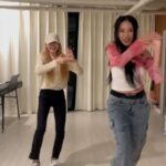 Lee Chae-yeon Instagram – 유정아 난 이 둘한테 밀린다..🙄 
@dbeoddl__