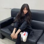 Lee Chae-yeon Instagram - 퇴근할래옹🥐