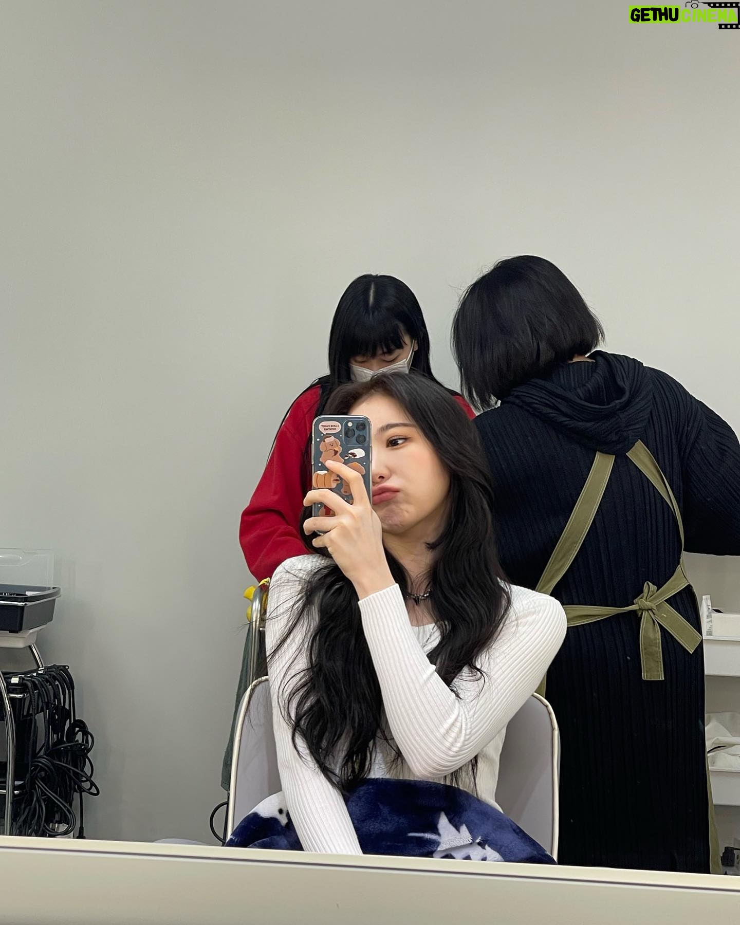 Lee Chae-yeon Instagram - π«‘νμ¬ λ€λ
μμ΅λλ€! μΆμ΄ λ μ¨λ λ€ μμλ§νΌ λ¨κ²κ² λ°κ²¨μ£Όμ
μ κ°μ¬νμ΅λλ€ππ»ββοΈμ μλλ§ μ μ ν¨κ»ν μκ°μΌλ‘ μ’μ λ°€μ΄ λμ
¨κΈΈ λ°λΌκ΅¬μ.. π μΆμ΄ 겨μΈμ κ³ μνμλ λͺ¨λ κ΅κ΅° μ₯λ³λΆλ€ μνμ§λ§μκ³ ..μΈμ λ νμ΄ν
μ
λλ€π€ #μΈμ첫ꡰλΆλπ«’ #HUSHRUSH #SameButDifferent #Danny #Rumor