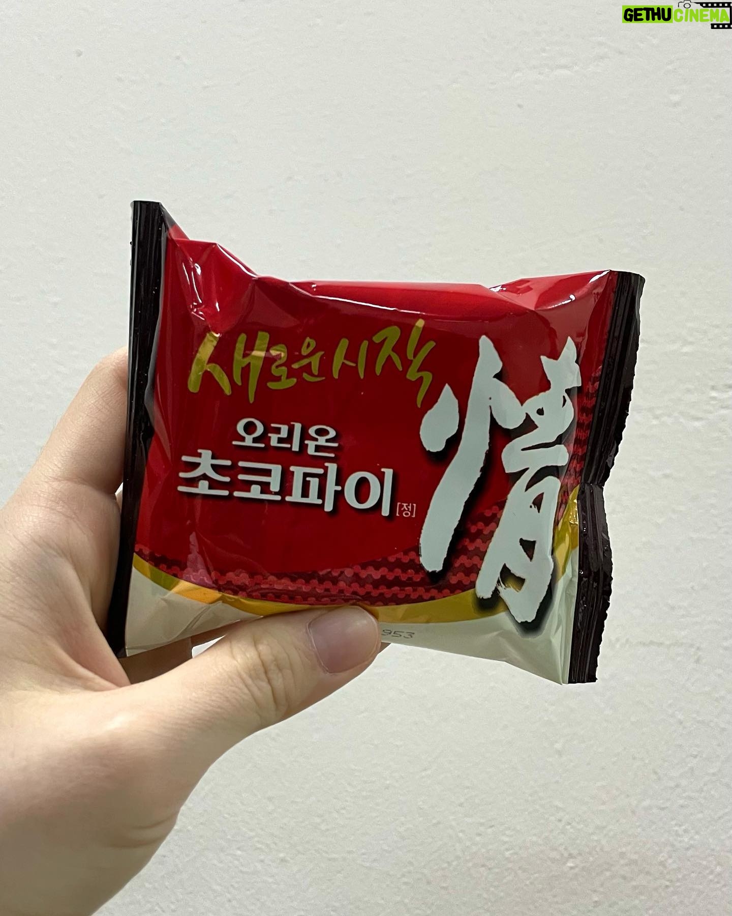 Lee Chae-yeon Instagram - π«‘νμ¬ λ€λ
μμ΅λλ€! μΆμ΄ λ μ¨λ λ€ μμλ§νΌ λ¨κ²κ² λ°κ²¨μ£Όμ
μ κ°μ¬νμ΅λλ€ππ»ββοΈμ μλλ§ μ μ ν¨κ»ν μκ°μΌλ‘ μ’μ λ°€μ΄ λμ
¨κΈΈ λ°λΌκ΅¬μ.. π μΆμ΄ 겨μΈμ κ³ μνμλ λͺ¨λ κ΅κ΅° μ₯λ³λΆλ€ μνμ§λ§μκ³ ..μΈμ λ νμ΄ν
μ
λλ€π€ #μΈμ첫ꡰλΆλπ«’ #HUSHRUSH #SameButDifferent #Danny #Rumor
