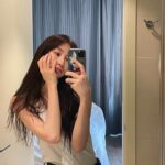 Lee Chae-yeon Instagram - 딸기찹쌀떡 먹고 싶어서 징징..그래도 공주라고 해줘서 고마워 칭구야🍓