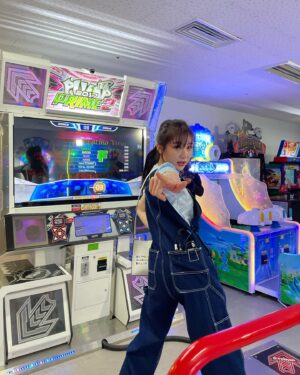 Lee Chae-yeon Instagram - 말 안듣게 생긴 날🕹👾🎮