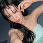 Lee Chae-young Instagram - very soon #MOMENTICA#모먼티카