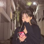 Lee Chae-young Instagram - 🍃