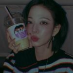 Lee Chae-young Instagram - #menow