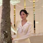 Lee Chae-young Instagram - White Holiday❄️