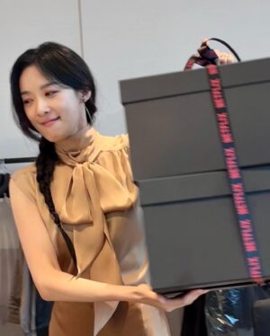 Lee Chung-ah Instagram - 셀브/ 환장의 모먼트

#celebrity #crazymoments