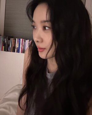Lee Chung-ah Instagram - 여름 / 밤